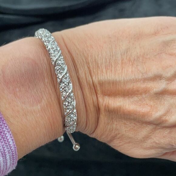 NWOT Silver Swarovski Elements Crystal Cluster Slider Bracelet - Picture 5 of 9